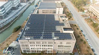 A new approach could fractionate crude oil using much less energy