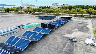 Grid-connected photovoltaic inverters: Grid codes, topologies and