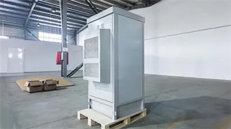A thermal management system for an energy storage battery