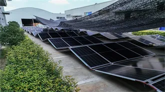 Solar-powered communication cabinet inverter grid-connected